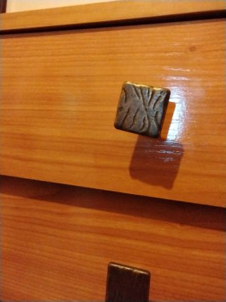 Dos cajoneras de cuatro cajones cada una