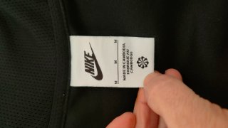 Giubbotto sportivo con cappuccio Nike