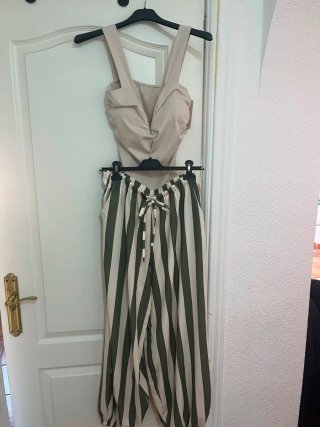 Conjunto de pantalón y top de encaje
