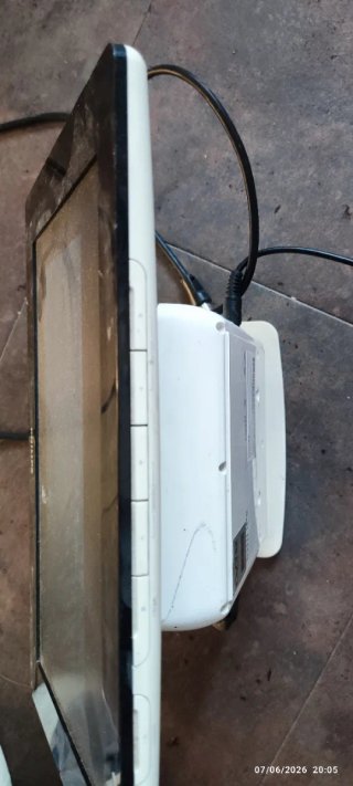 Pantalla Philips con batería y lector de tarjetas