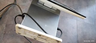 Pantalla Philips con batería y lector de tarjetas