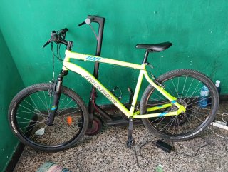 Bicicleta Rockrider ST 100