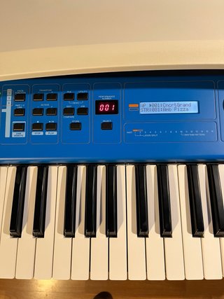 Sintetizador Yamaha MX61 V2 Azul
