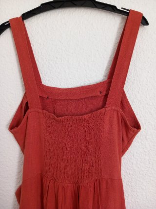 Vestido naranja/rojo con cinturón