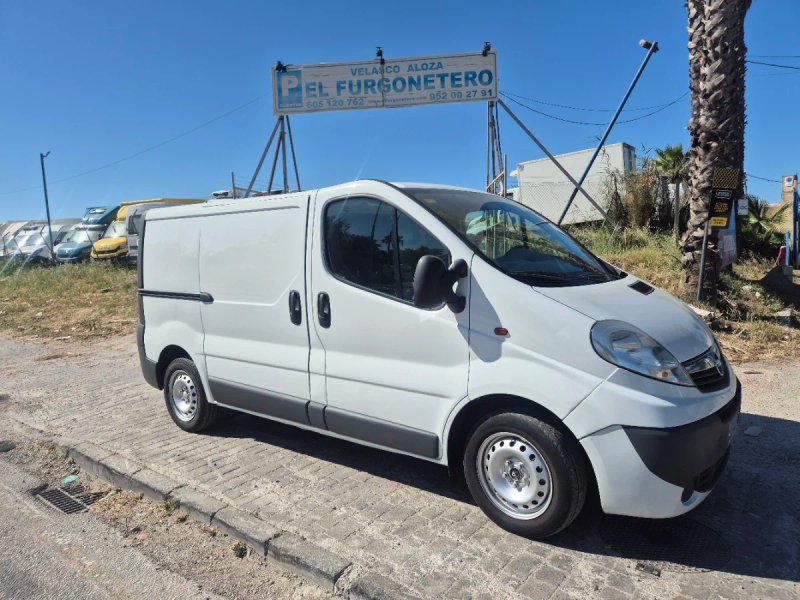 Opel Vivaro 2011 - foto 1