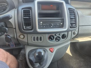 Opel Vivaro 2011