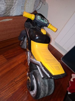 Moto correpasillos Batman niño