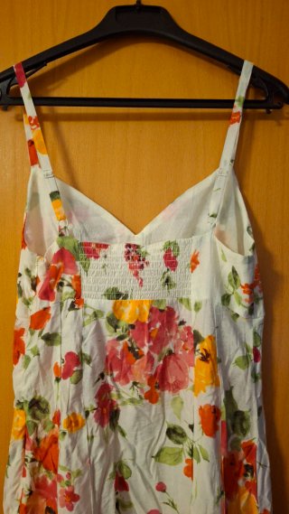 Vestido blanco estampado floral