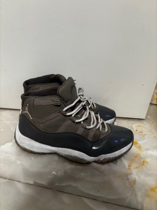 Jordan 11 Grigio Bianco Scarpe Uomo