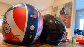 Dos cascos de moto homologados Talla L y S/M