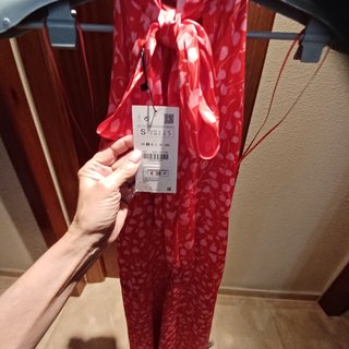 Vestido Halter Satinado Estampado Zara