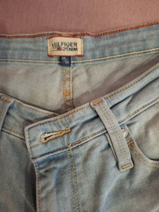 Pantalon vaquero mujer Thommy Hilfiger.