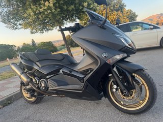 Yamaha TMAX 530 Black Edition