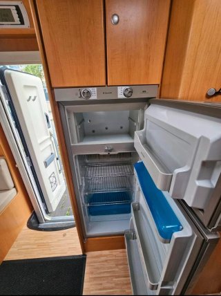 Hymer 664CL 2008