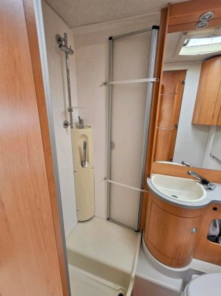 Hymer 664CL 2008