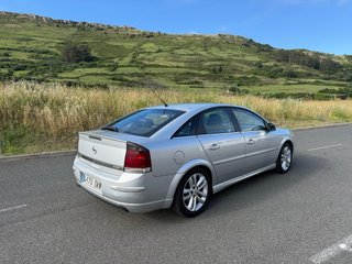 Opel Vectra GTS 1.9 CDTI ( unica propietaria)