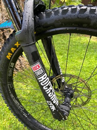 Bicicleta Canyon Strive AL 6.0
