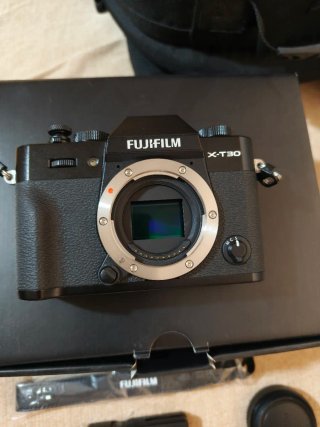 Fujifilm X-T30 II + Objetivo Viltrox 23mm f/1.4