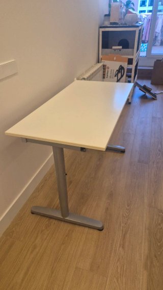 Mesa escritorio Ikea regulable
