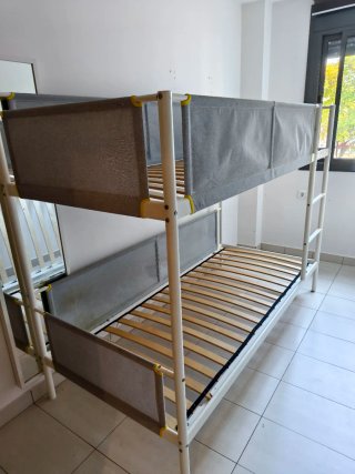Litera Ikea VITVAL + Cama Adicional