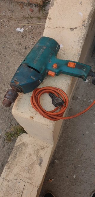 Taladro antiguo Black & Decker