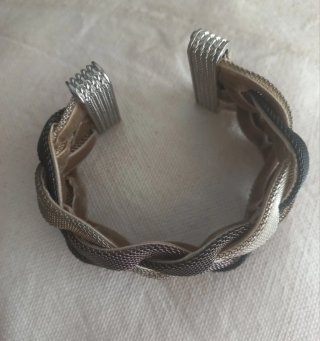 Pulsera Malla Trenzada Negra y Plateada