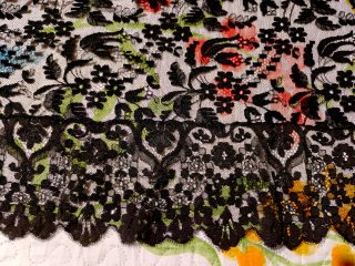 Mantilla antigua negra 92x200cm