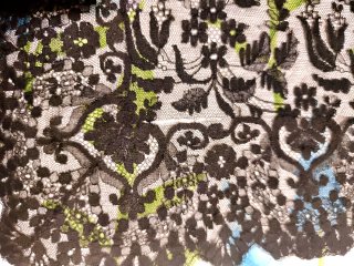 Mantilla antigua negra 92x200cm