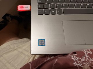 Ordenador portátil Lenovo plateado