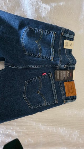 Levi's 725 High Rise Boot Cut Jeans