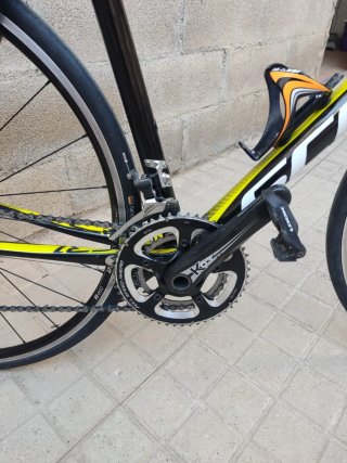 Bicicleta de carretera Scott CR1 de carbono