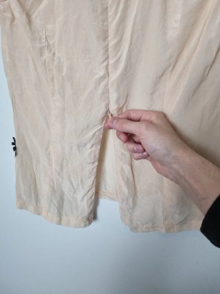 Blusa de seda vintage con mangas fruncidas