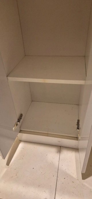 Mueble de baño blanco