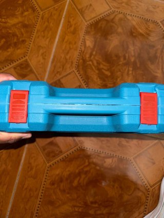 Taladro Inalámbrico 21V con Baterías y Accesorios