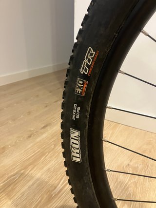 Bicicleta Scott Scale 940 Carbono 29 T-M