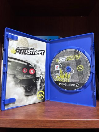 Juegos PS2 Gran Turismo, NFS Undercover y ProStree