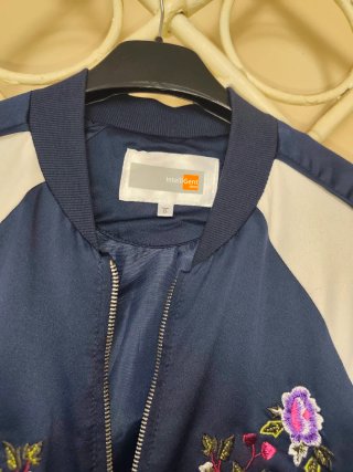 Giubbotto bomber donna Intelligent Store ricamato