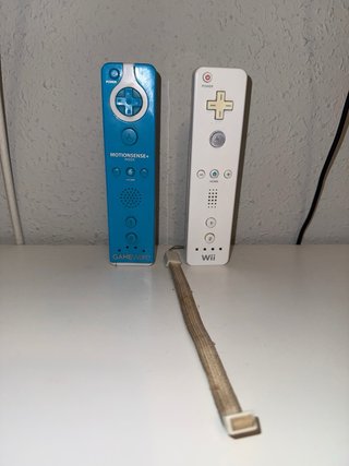Lote 3 Mandos Wii + Volante + Accesorios