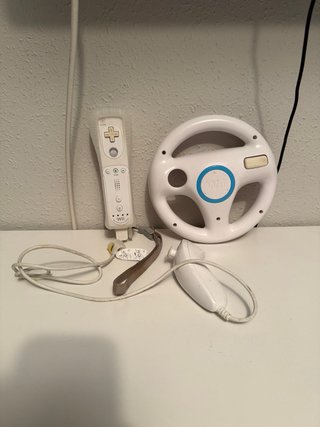 Lote 3 Mandos Wii + Volante + Accesorios