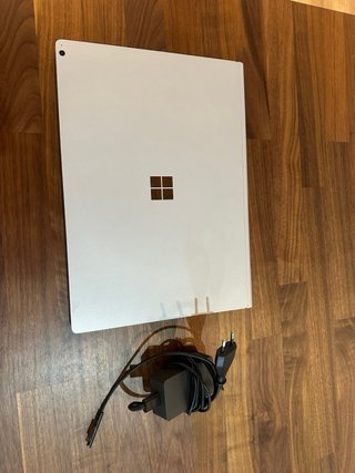 Microsoft Surface Book 2 i7 Plata