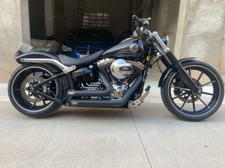Harley Davidson Breakout