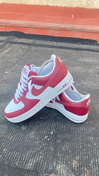 Nike Air Force 1 Low color bino y Blanco
