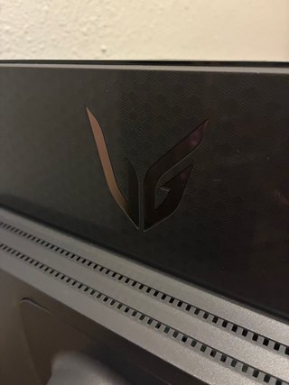 Monitor LG Ultragear 27 4K 144Hz