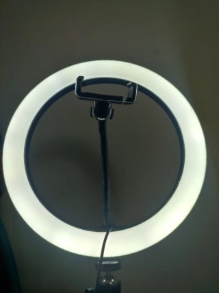 Aro de luz con trípode