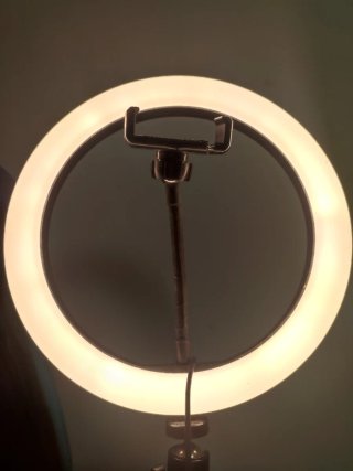 Aro de luz con trípode