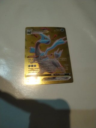 Carta dorada Pokémon Kyurem VMAX
