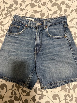 Bermuda vaquera Zara Talla 34