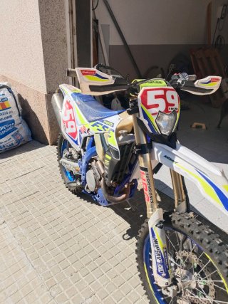 Sherco 300 SEF 4T Enduro Moto
