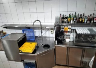 RESTAURANTE EN TRASPASO