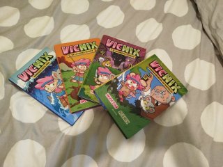 Los tres primeros libros de la colección VICNIX
